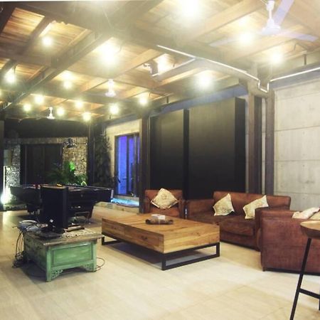 Villa Amalura I Yogyakarta Exterior foto